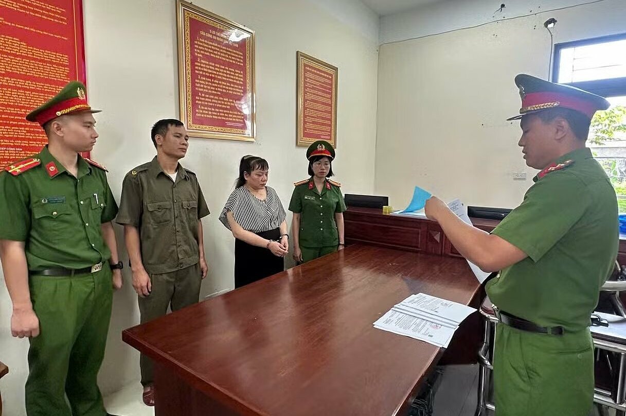 Tự xưng lương y Hoàng Linh để bốc thuốc chữa bệnh