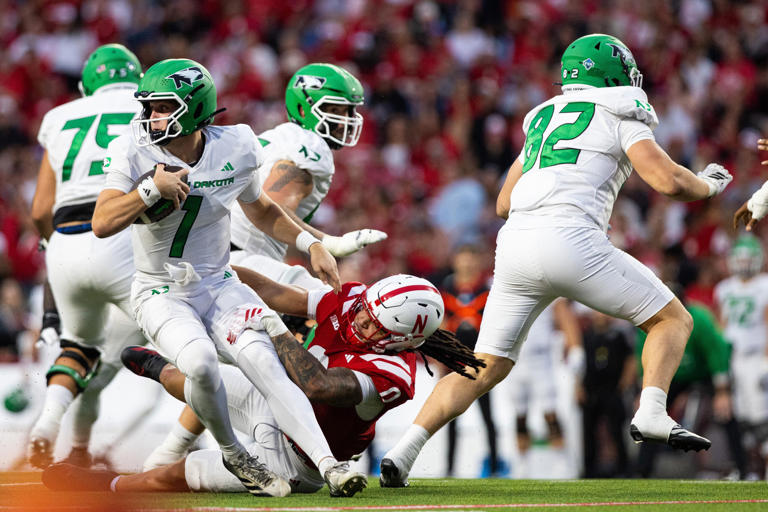 FCS week 8 game of the week: North Dakota Hawks @ South Dakota Coyotes ...
