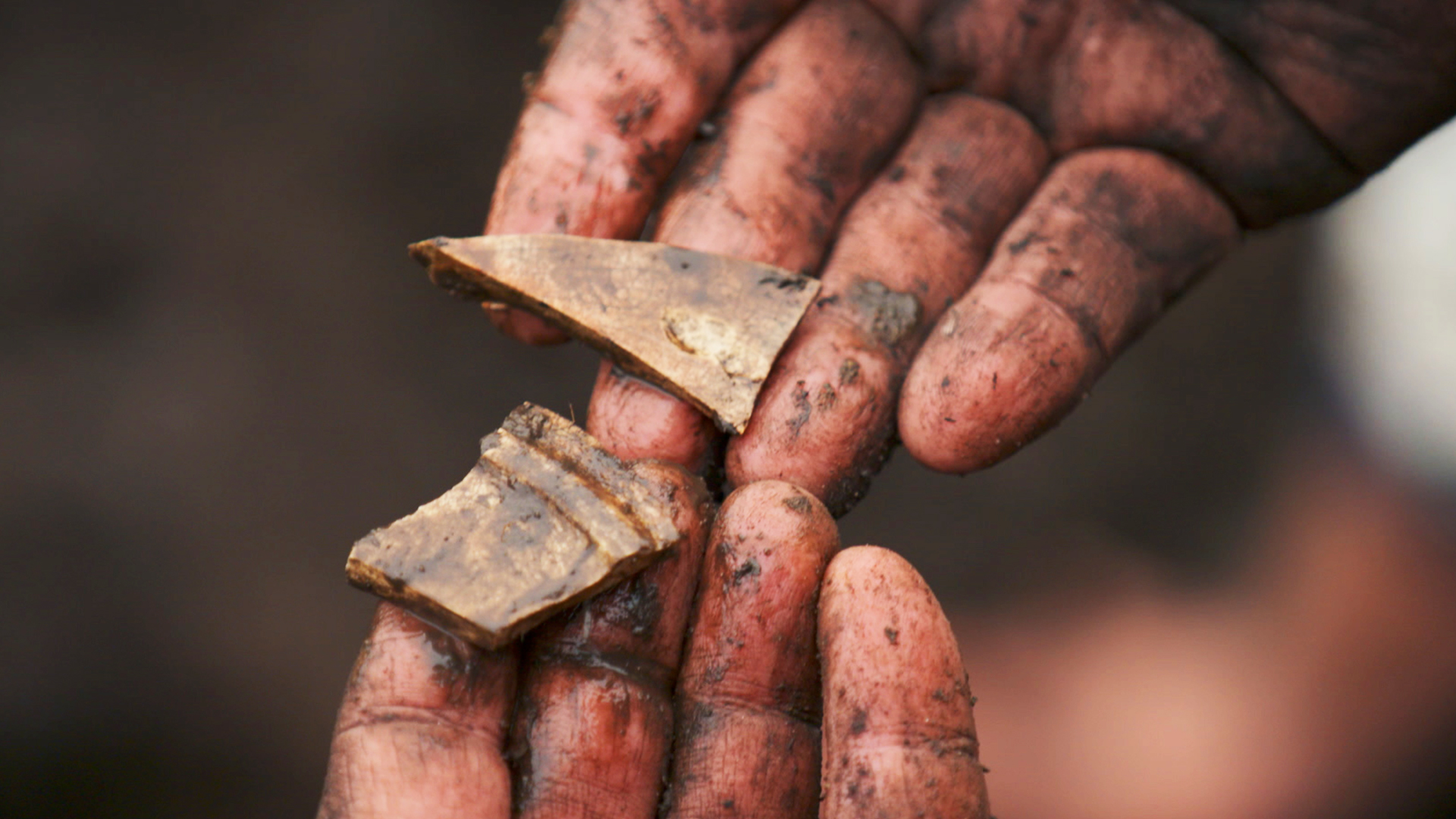 Burned pottery linked to historic artifact | The Curse of Oak Island
