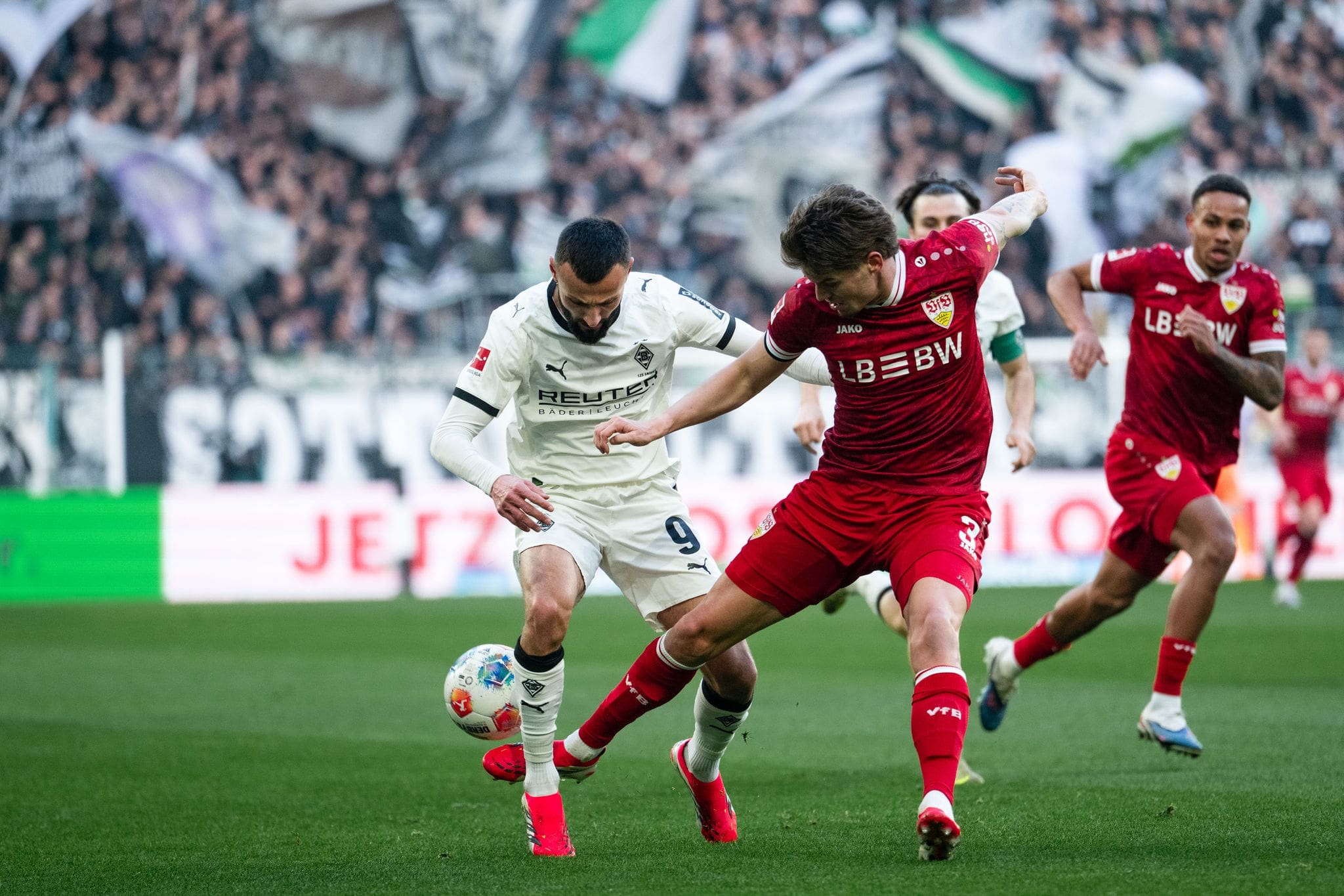 Fußball heute: Übertragung der Spiele im Free-TV und Stream