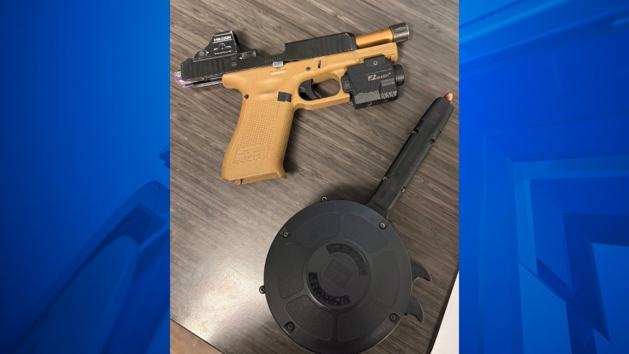Shoplifting suspect arrested with converted machine gun, Glendale ...