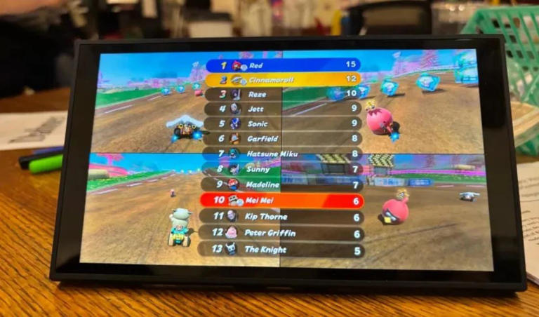 Hackean por primera vez la Switch 2 sin abrirla y con su actualización ...