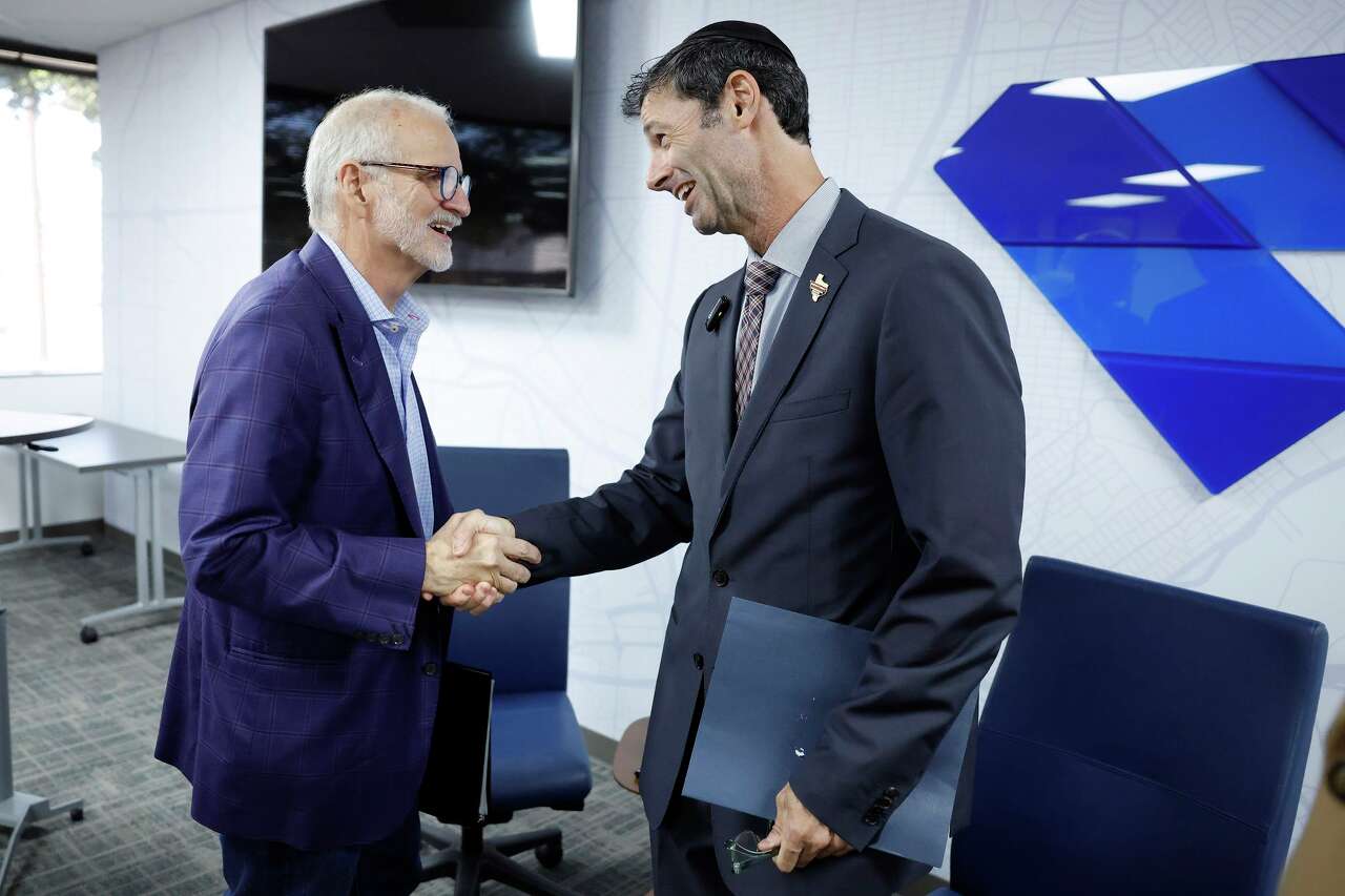 Democratic Dallas County commissioner, GOP rival spar over homeless tax ...