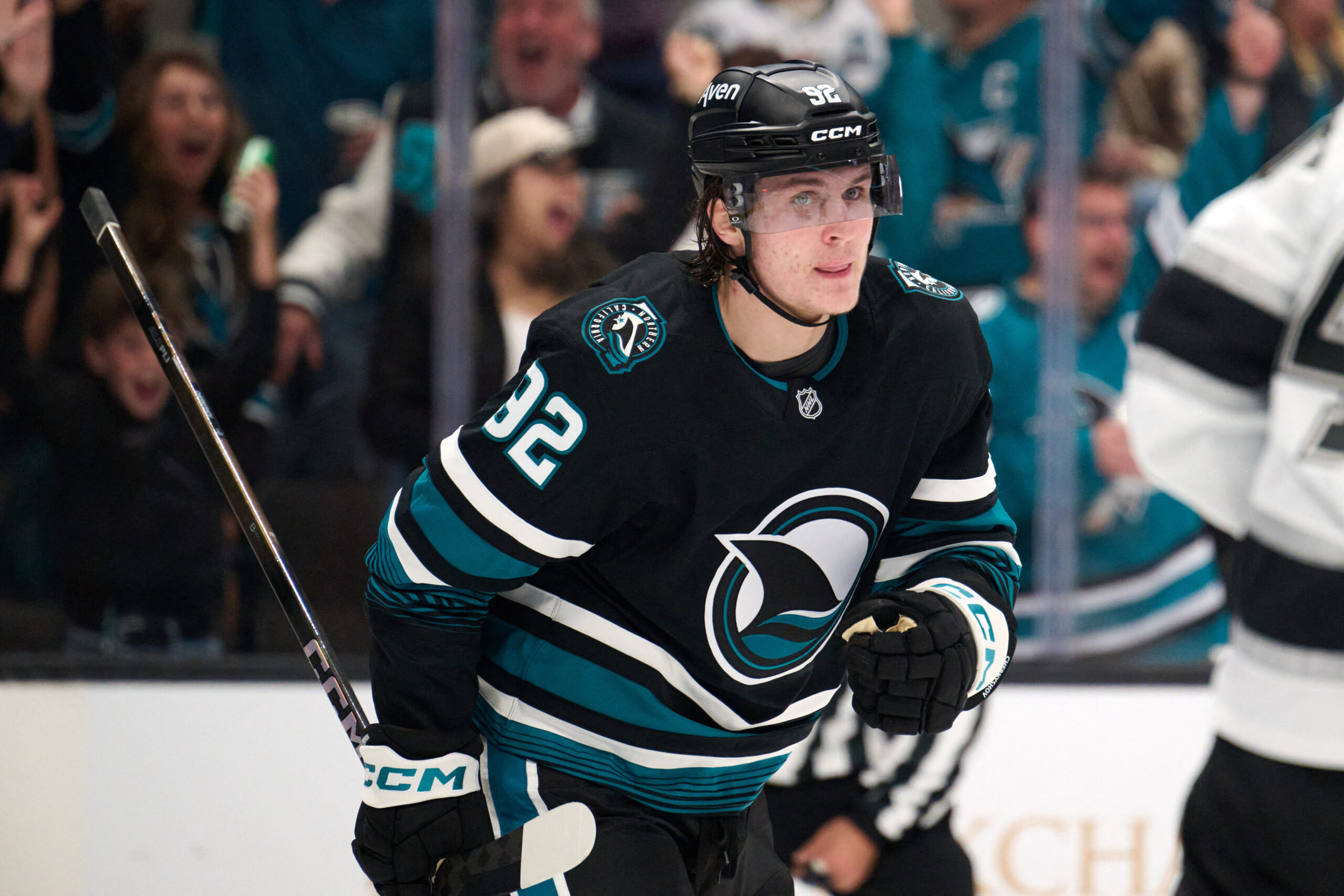 Sharks’ Igor Chernyshov leaves game with injury