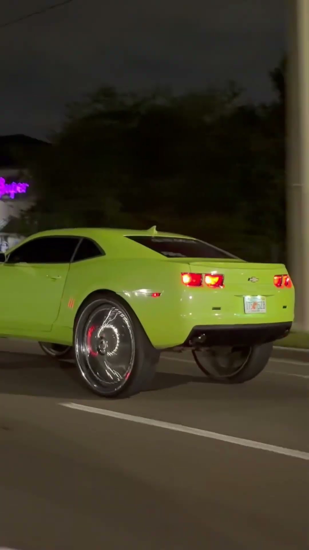 Chevy Camaro on 32” DUB floaters riding