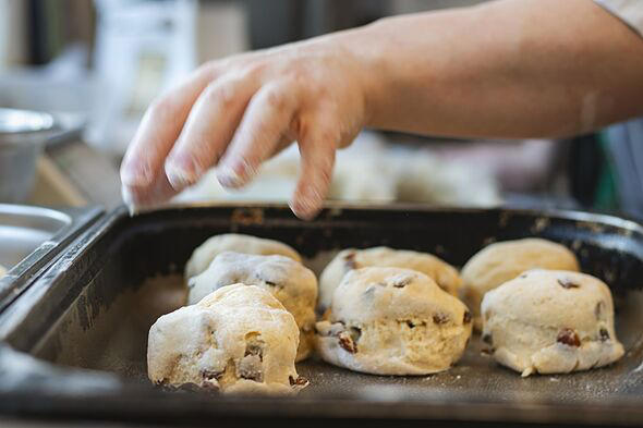 Scones will have the perfect rise with Bake Off star's simple extra ...