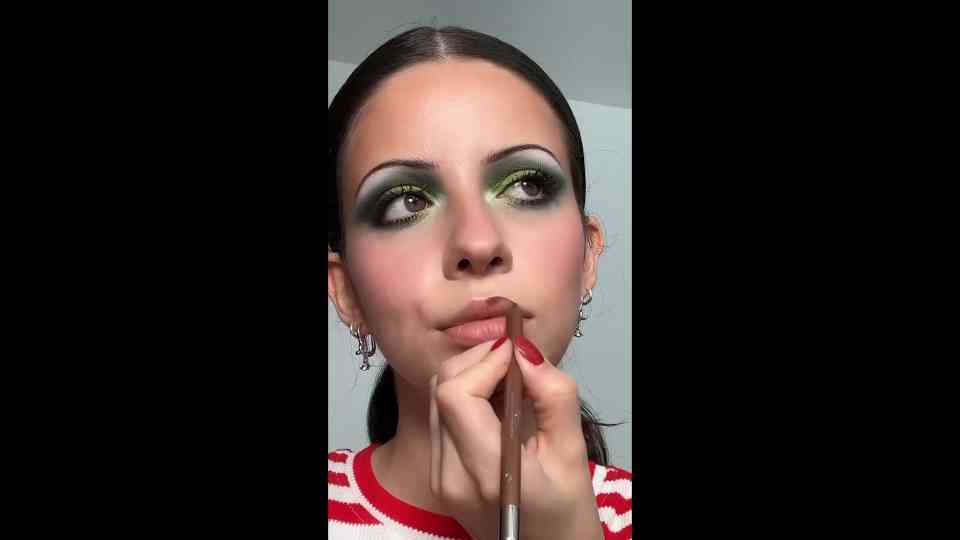 Amazing makeup magic: Unlocking pure beauty within 🌟