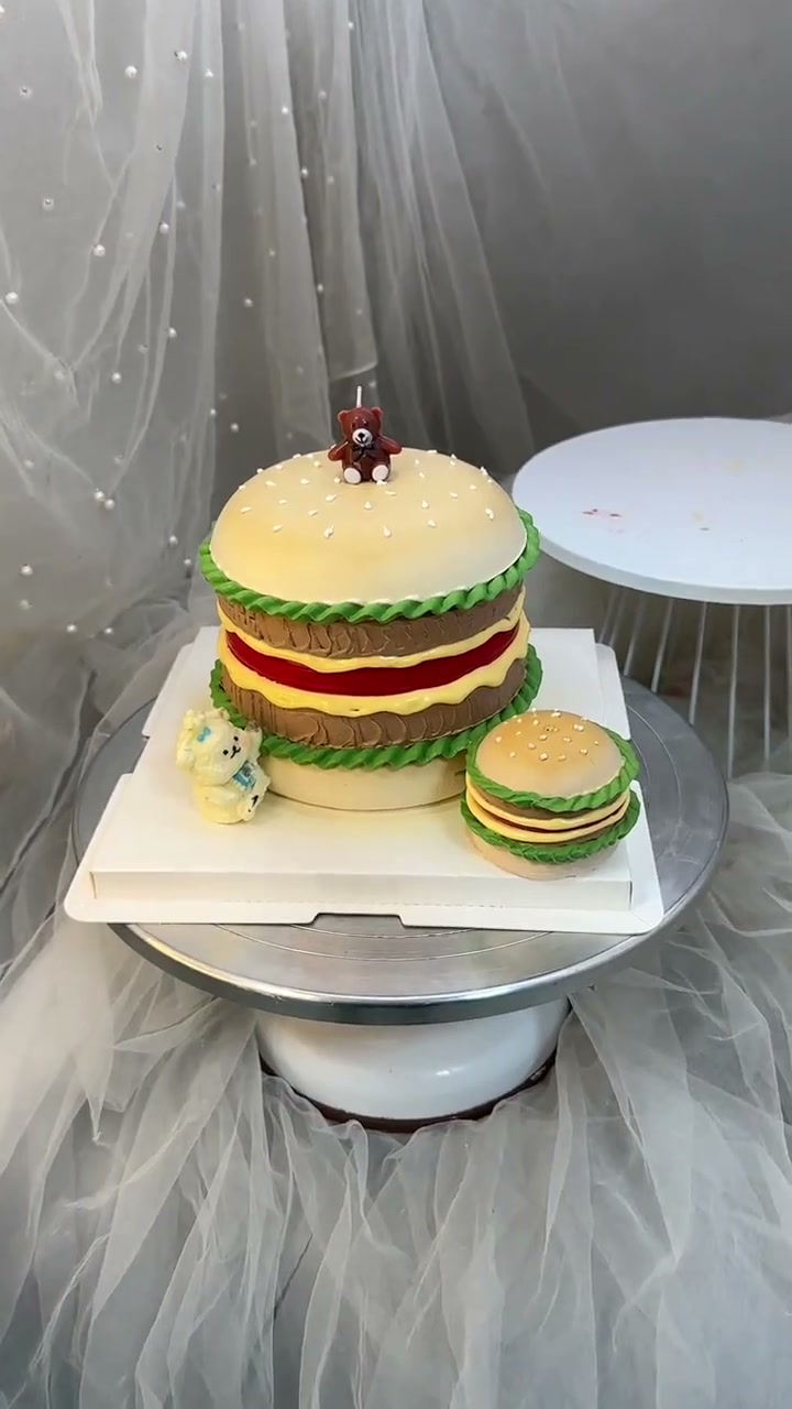Teddy-topped giant burger cake comes with its own mini slider
