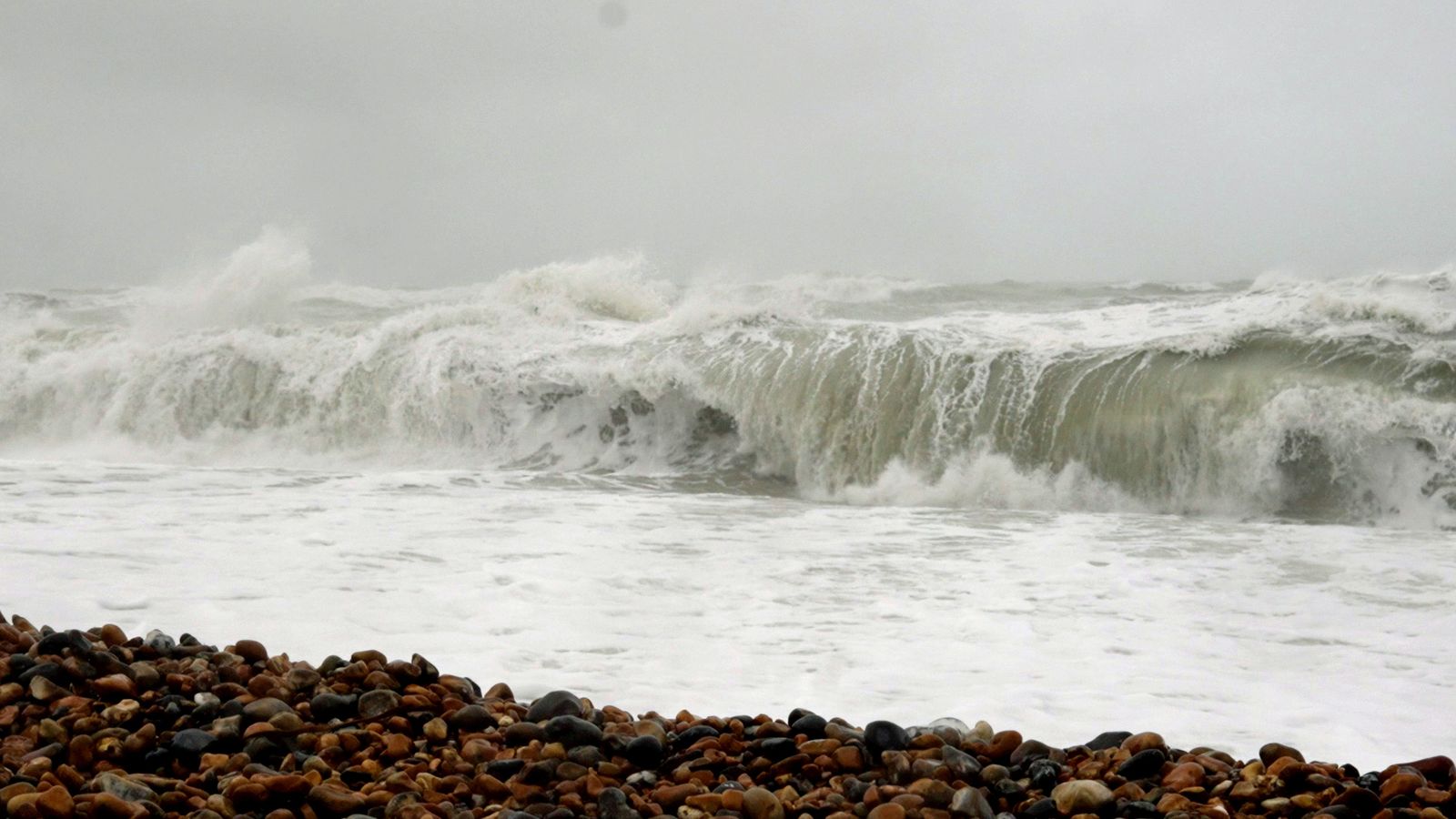Wind and waves hit England's south coast