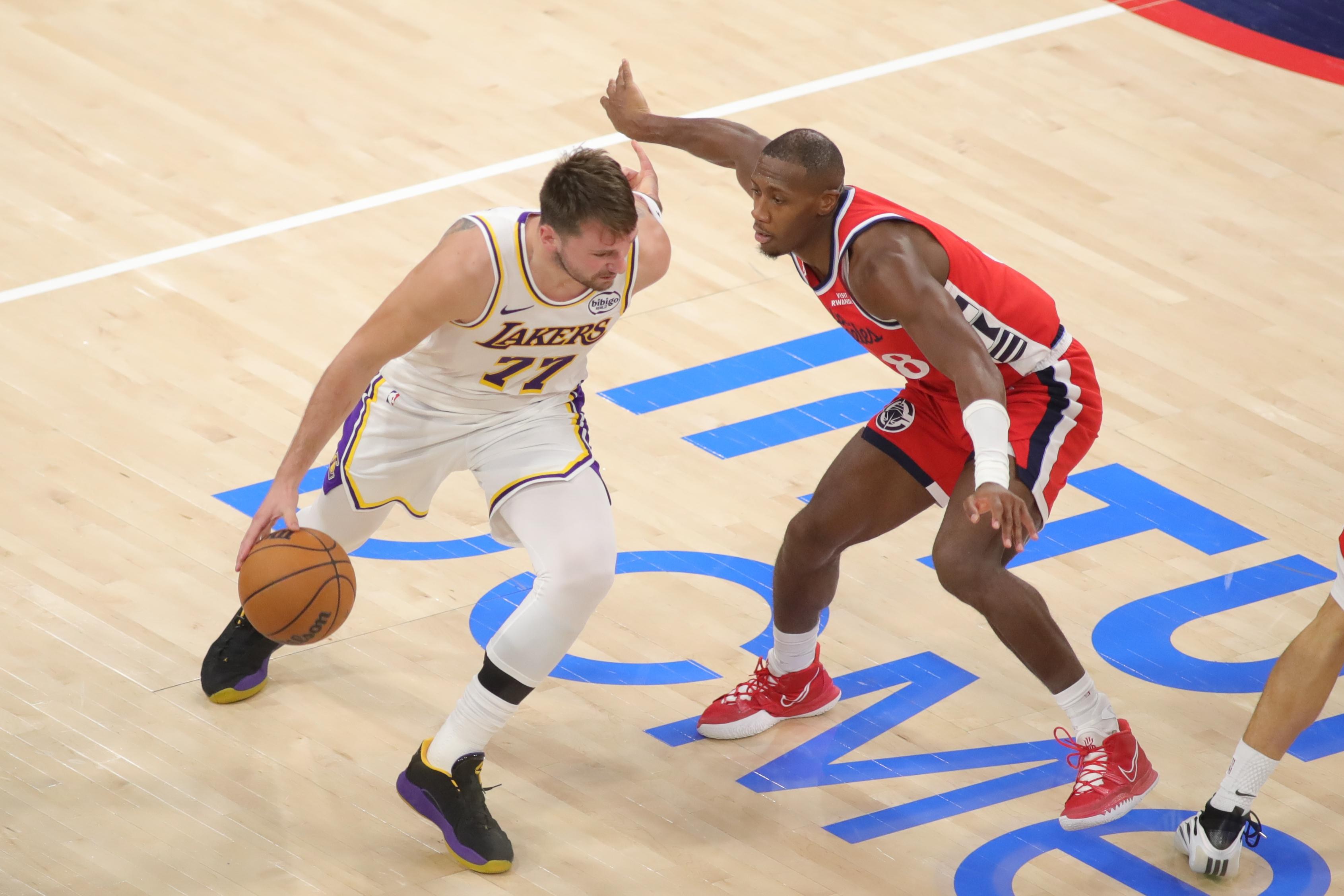 Lakers vs. Clippers preview: The season's first battle of LA