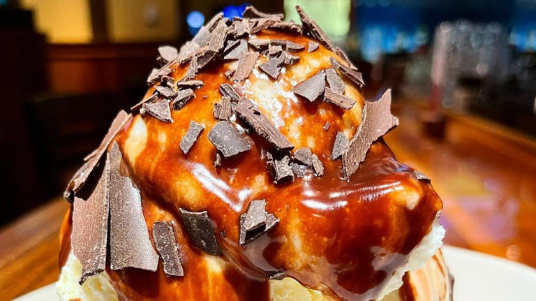 12 things every first-timer should know before eating at Outback Steakhouse