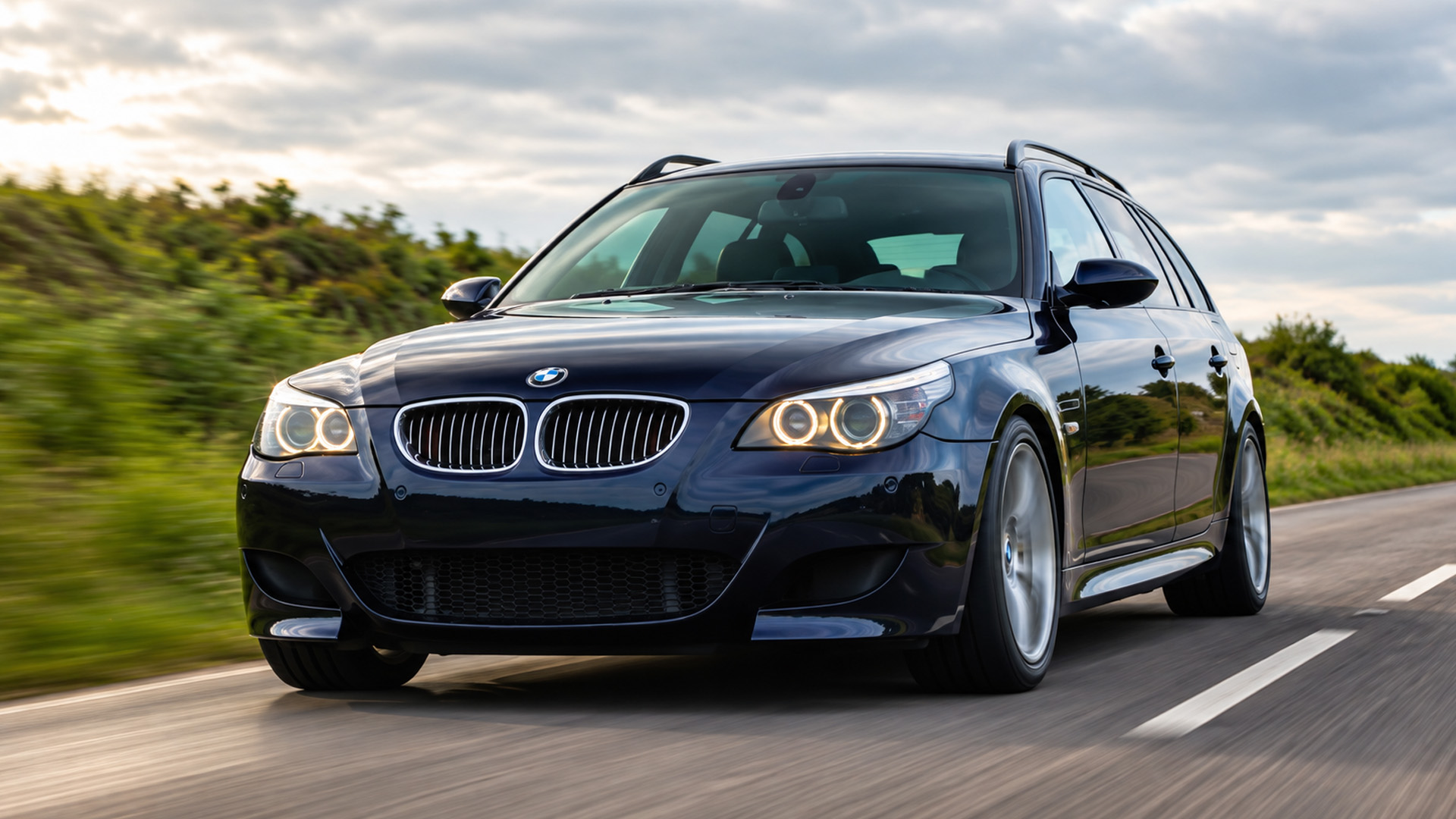 Is this manual V10 BMW M5 touring the ultimate performance wagon?