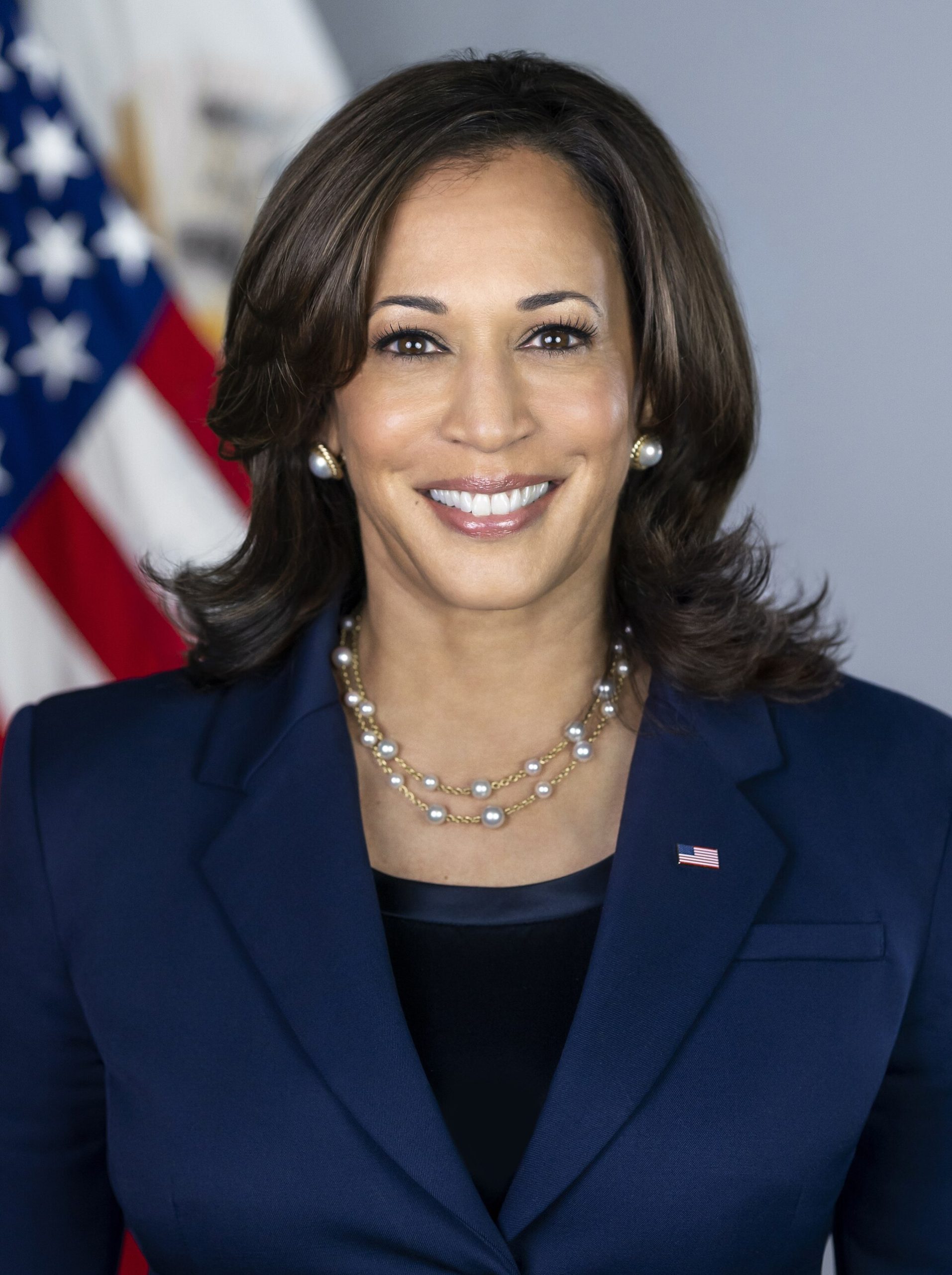 Kamala Harris campaigns for Scott Colom ahead of Trump’s Mississippi rally