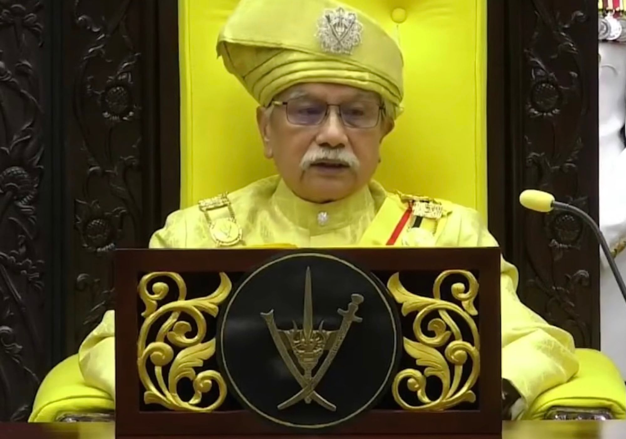 'I am not resigning': embattled leader digs in as Malaysia royal crisis ...