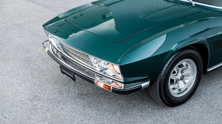 Chrysler V8, Italian design, 4 seats - This stylish grand tourer was ...
