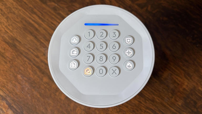 ADT Blu review: Simple, flexible DIY security with room for improvement