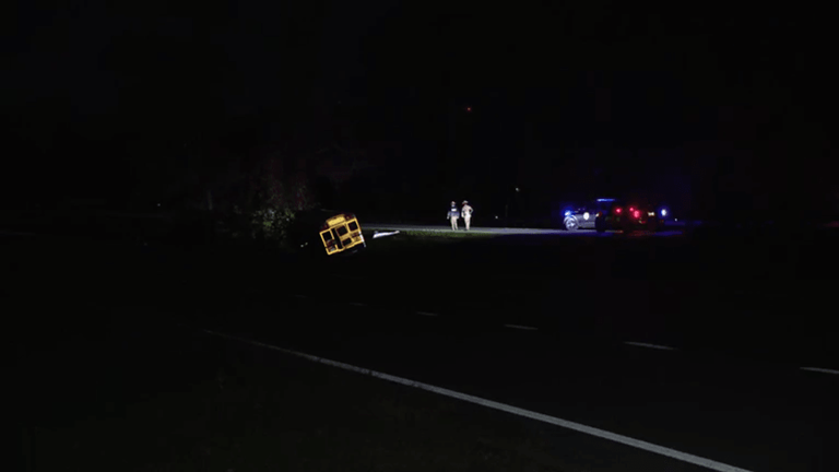 School bus operating as charter hits tree, killing 1 in Prince George’s ...