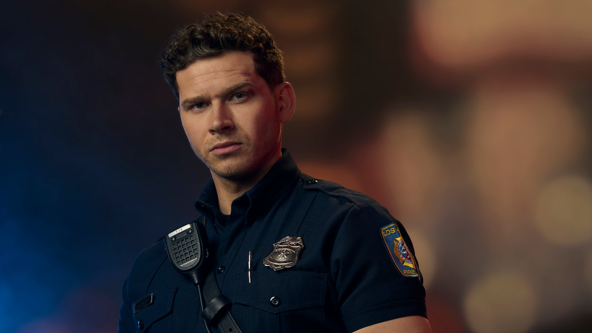 9-1-1's Oliver Stark reveals what he was worried about for Buck in ...