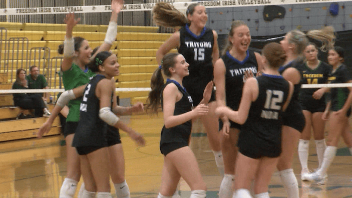 Highlights: WIAA girls volleyball regional semifinals