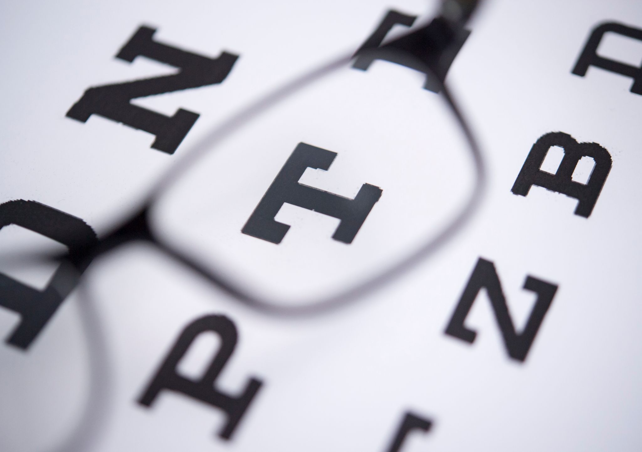 Online vision tests: How accurate are they?