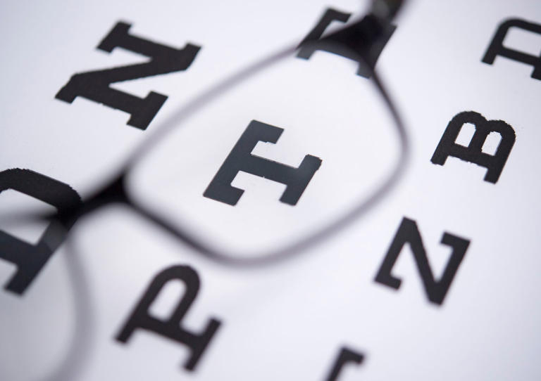 Online vision tests: How accurate are they?