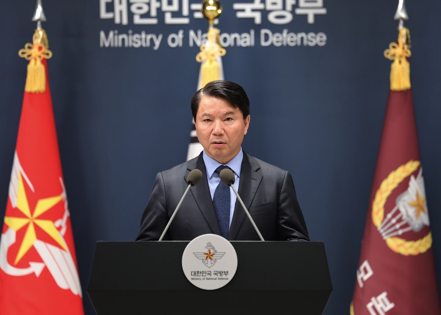 South Korea proposes military talks with North to calm border tensions
