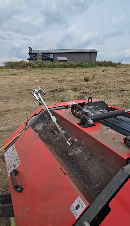 This off road setup looks simple until you see how clever it is