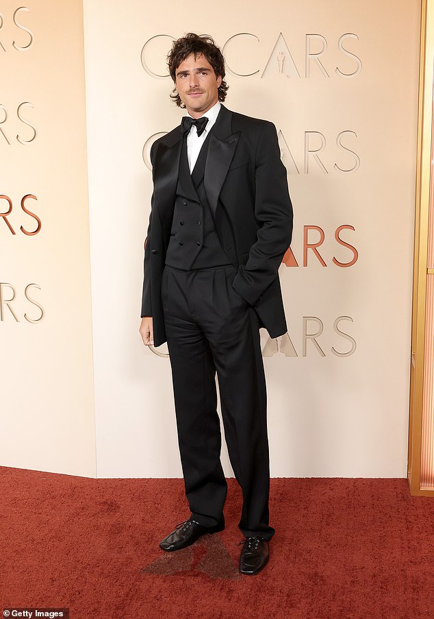 James Bond screen tests set to take place this weekend with three ...