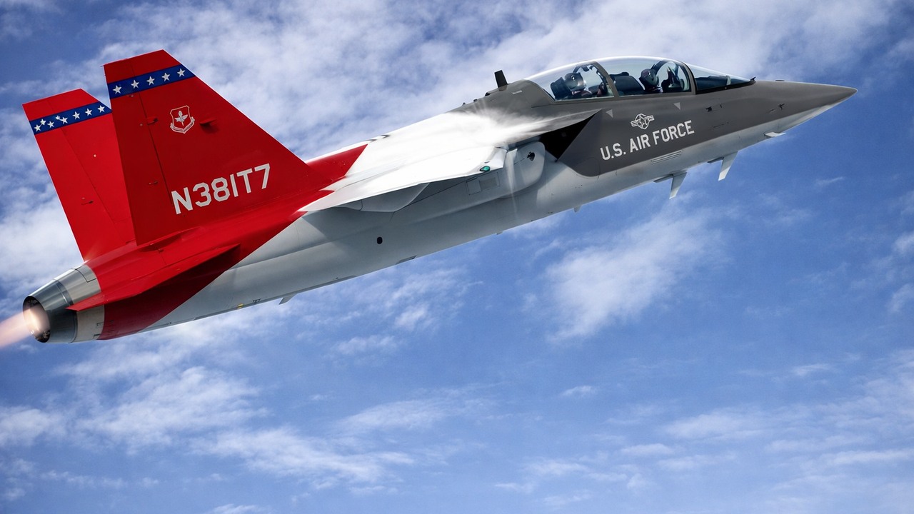 Boeing's new T-7 Red Hawk produces 17,000 pounds of thrust — it could ...