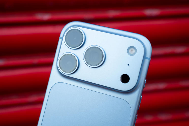 Does your iPhone camera have hidden lenses you’ve never used? Here’s ...