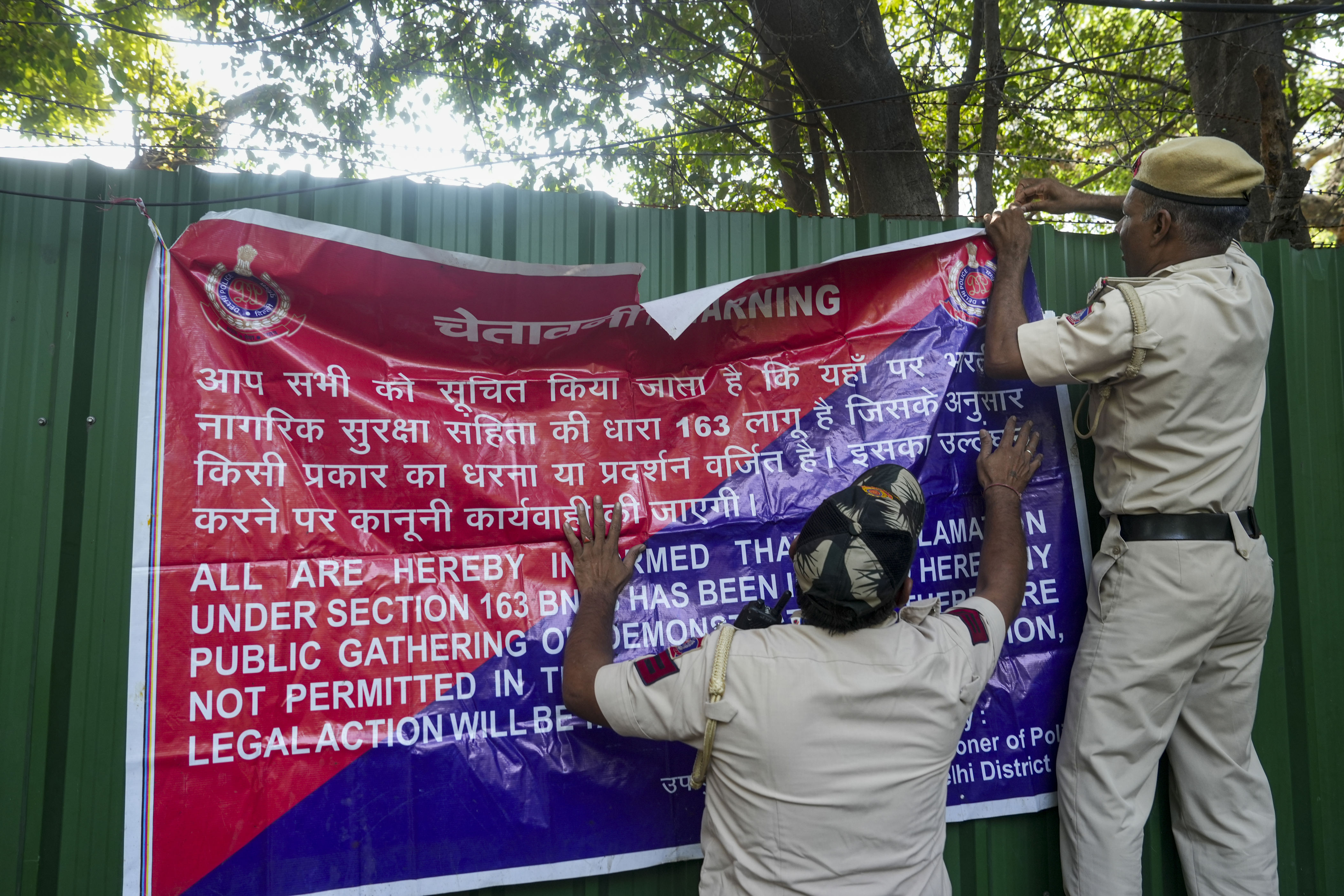 Several protesters detained as anti-SIR march heads to ECI headquarters