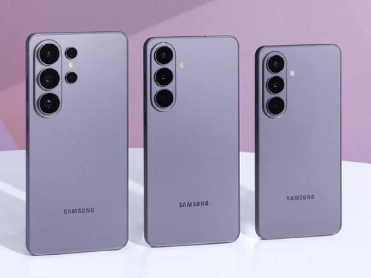 Samsung W27 leak: Check expected royal blue design, gold camera module ...