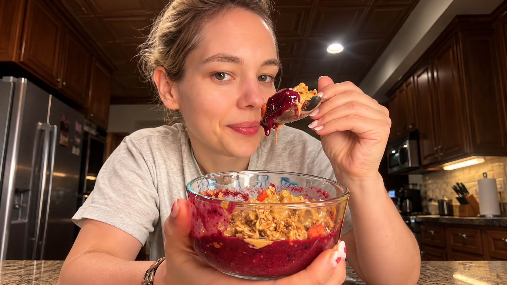 Making açaí bowls at home