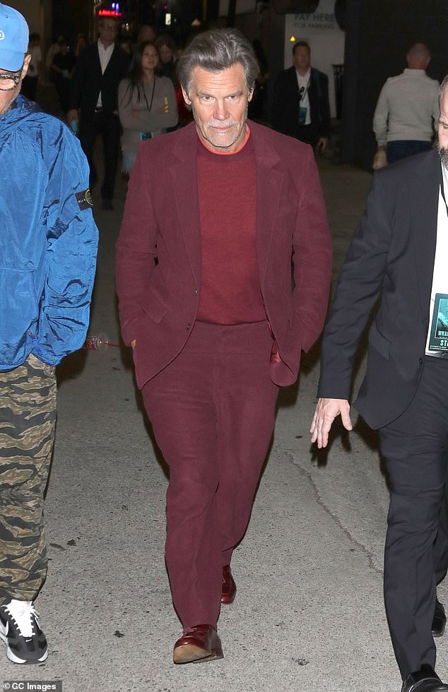 Josh Brolin attends daily 6 AM AA meetings after waking up on sidewalk