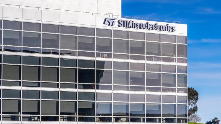 Azioni STMicroelectronics sotto i 39 euro, il crollo dei chip travolge ...