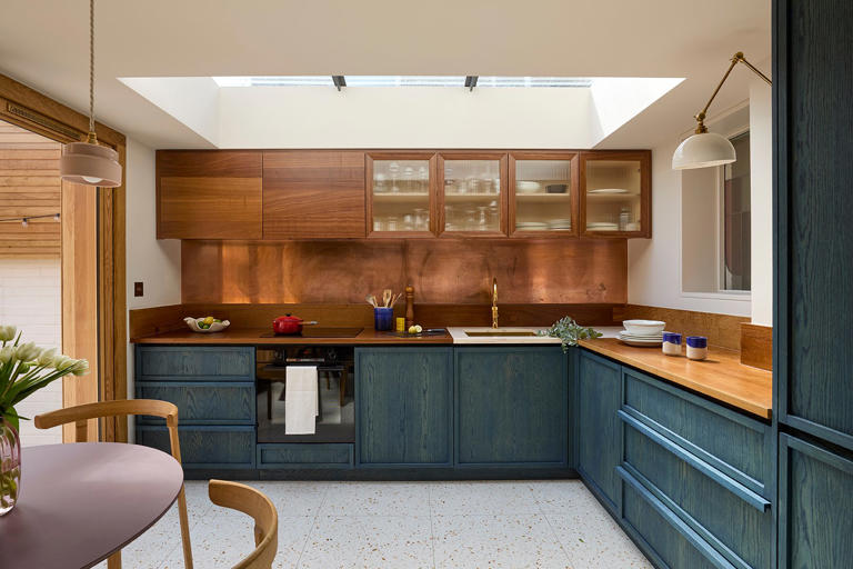 Designer Q&A: A London home with a reverse color scheme and surprising ...