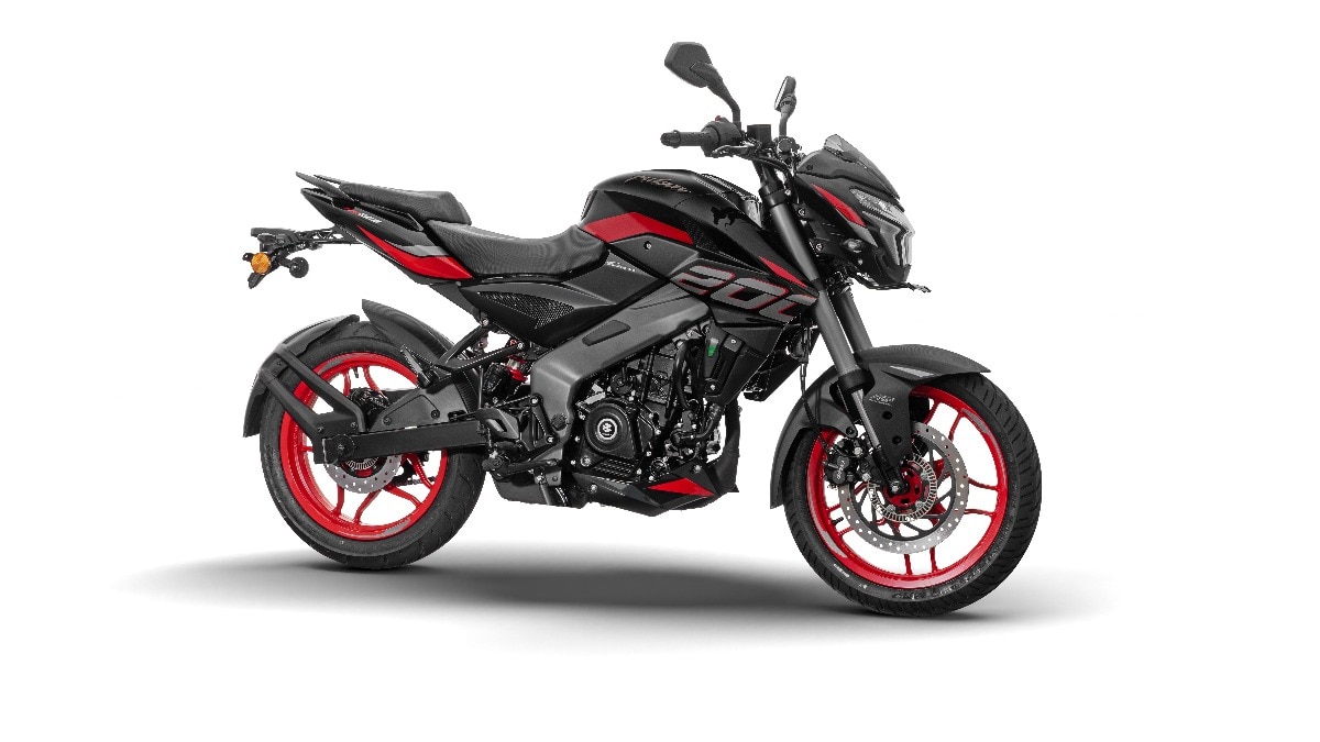 Bajaj Pulsar NS200 updated with TFT display, ride modes and traction ...
