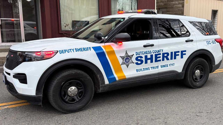 Armed man dies on Route 9G in Dutchess County during police welfare ...
