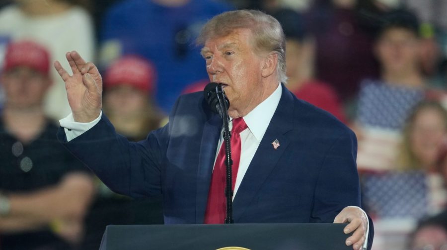 Trump says reflecting pool 85 percent full: 'Looking really good'