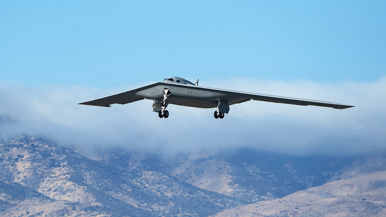Bombers to take on fighter jets? US Air Force explores new combat role ...