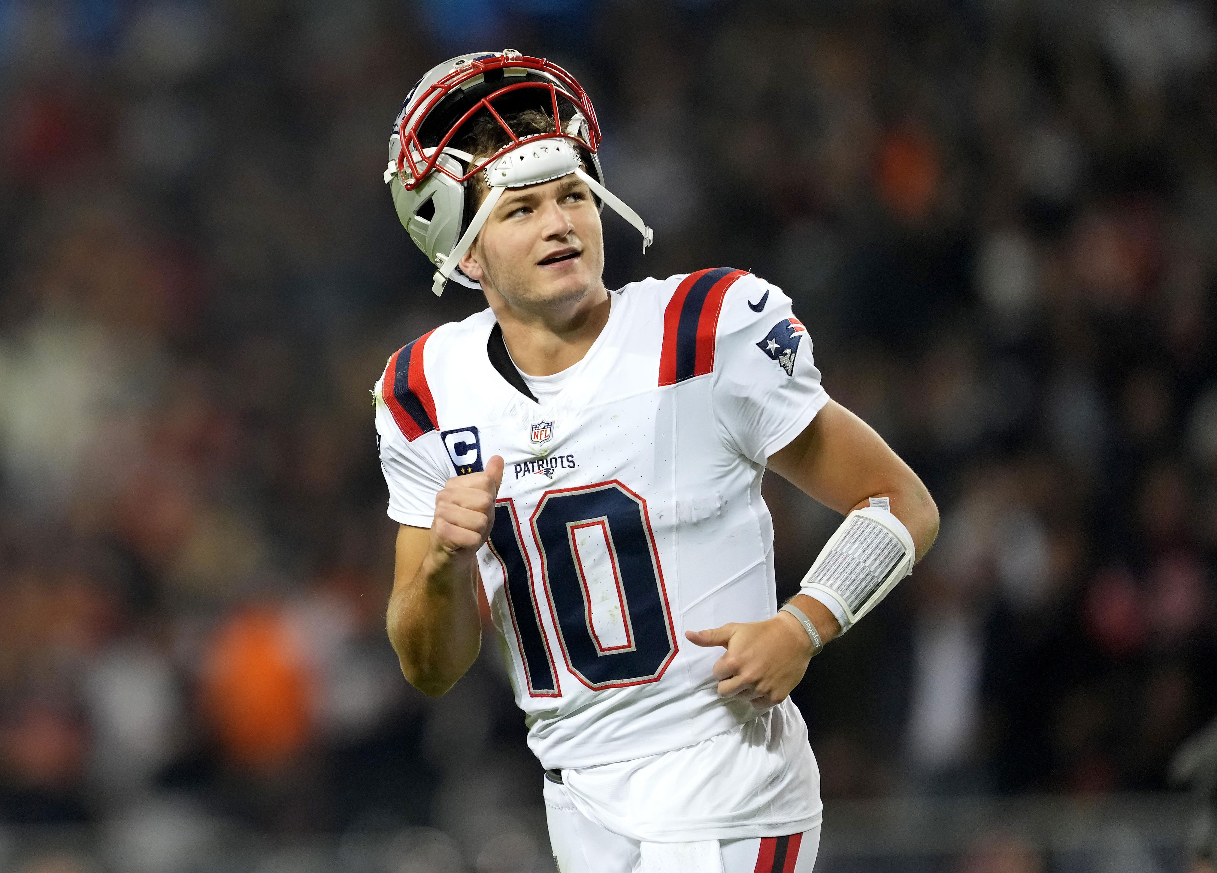 Costly Drake Maye mistake looms large in Patriots' loss to Bears
