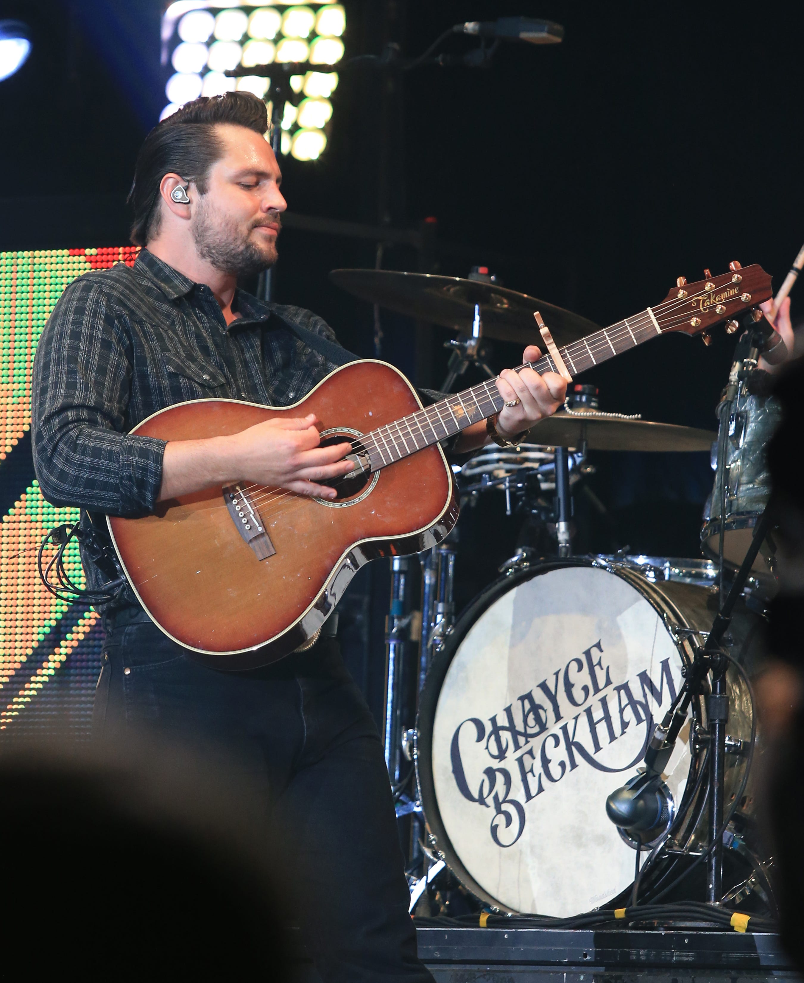 High Desert son, American Idol Chayce Beckham releases Christmas song