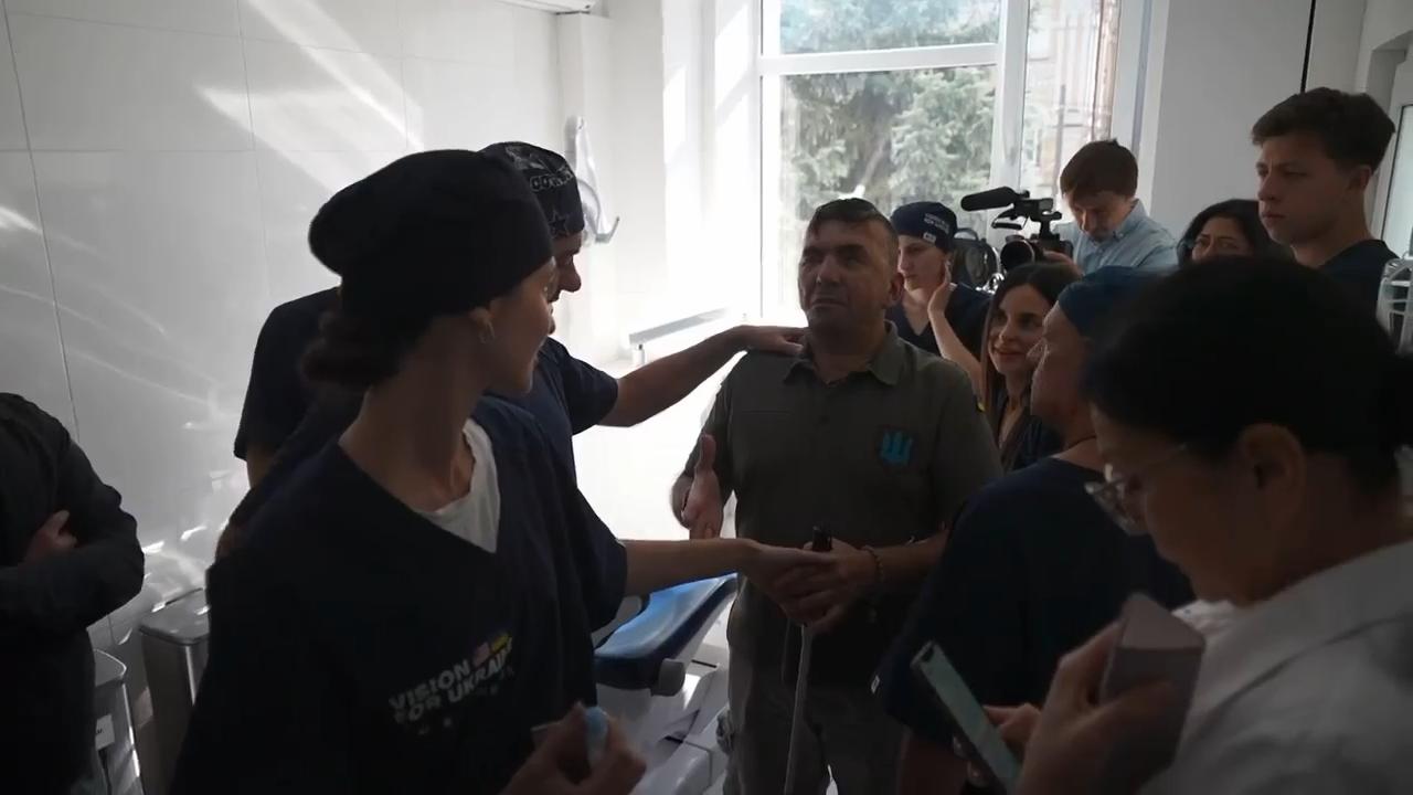 A Ukrainian soldier lost his sight in war - now he hopes to see his ...