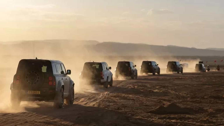 El Defender que ganó el Dakar 2026 y el Mundial es mucho más de calle ...