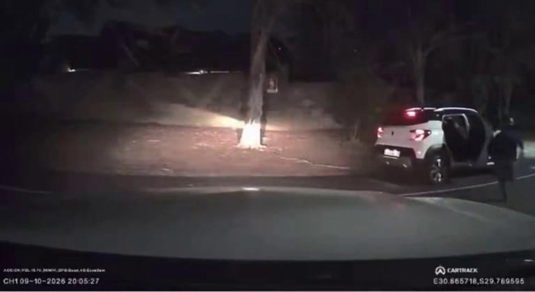 Heroic South African dad kills armed carjacker in gunfight with gang as ...