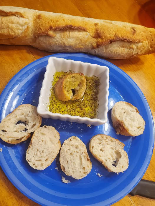 Dipping oil and Italian bread
