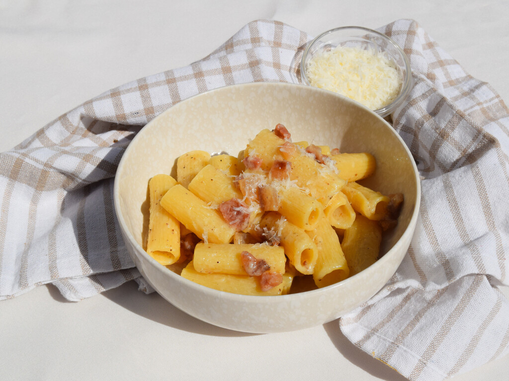 Pasta alla gricia, la receta italiana que conquista con cuatro ingredientes