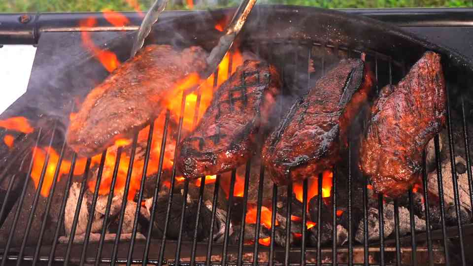 Testing a steak cooking method recommended by Michelin chefs to see if ...