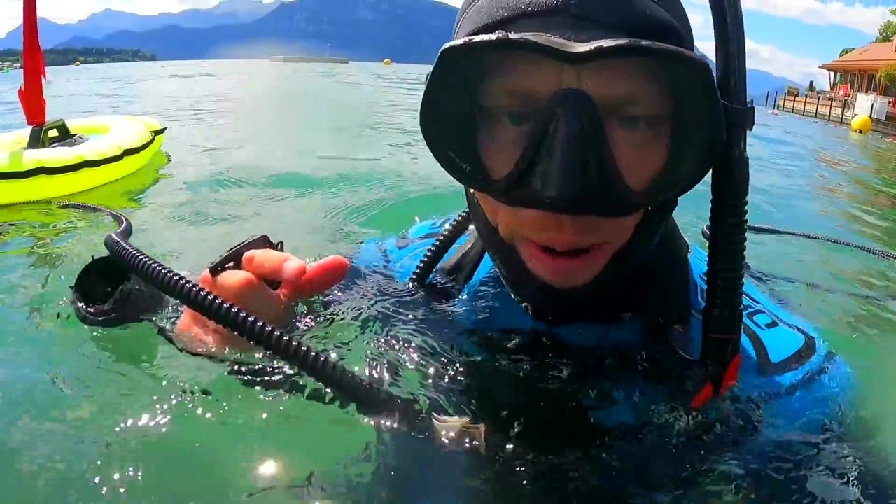 Diver finds a 925 silver ring in deep silt at a European lake