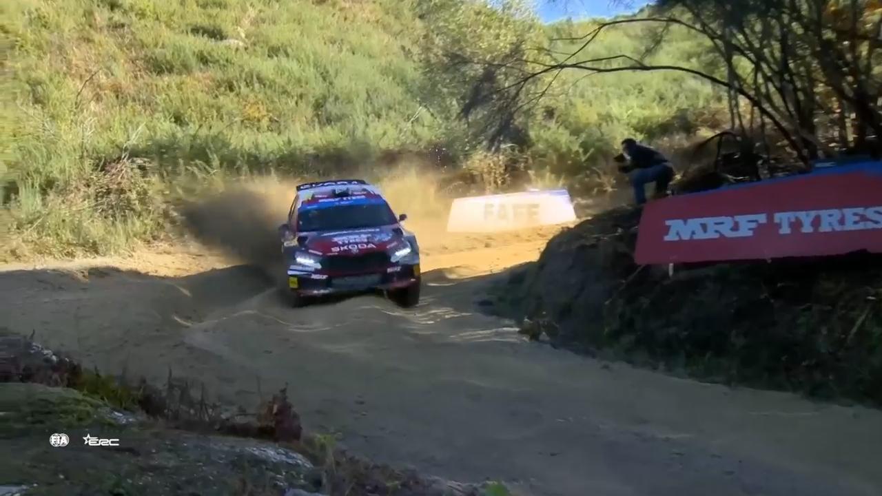 Skoda's Sesks sets the pace in qualifying at Rally North of Portugal